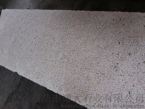 供應福建沙漠棕石材與花崗巖石材，荒料寶金石批發，荔枝面加工與出口服務